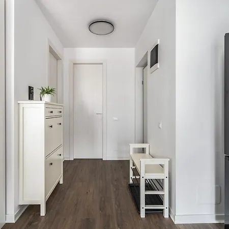 Apartment Extra Class Cloud9 *